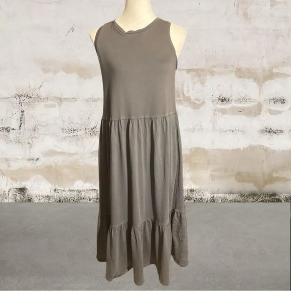 Universal Thread Sleeveless Tiered Gray Midi Dress Size XS - Picture 2 of 6